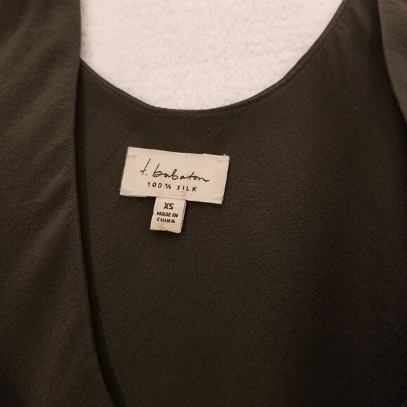 Babaton Silk Grey Shirt Layered Tank Top Flared Cropped Aritzia Flowy Shirt XS - Picture 4 of 8